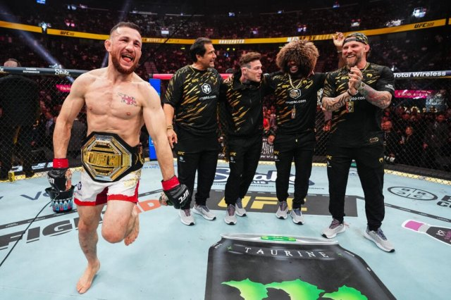 Мераб Двалишвили ще се бори в Real American Freestyle