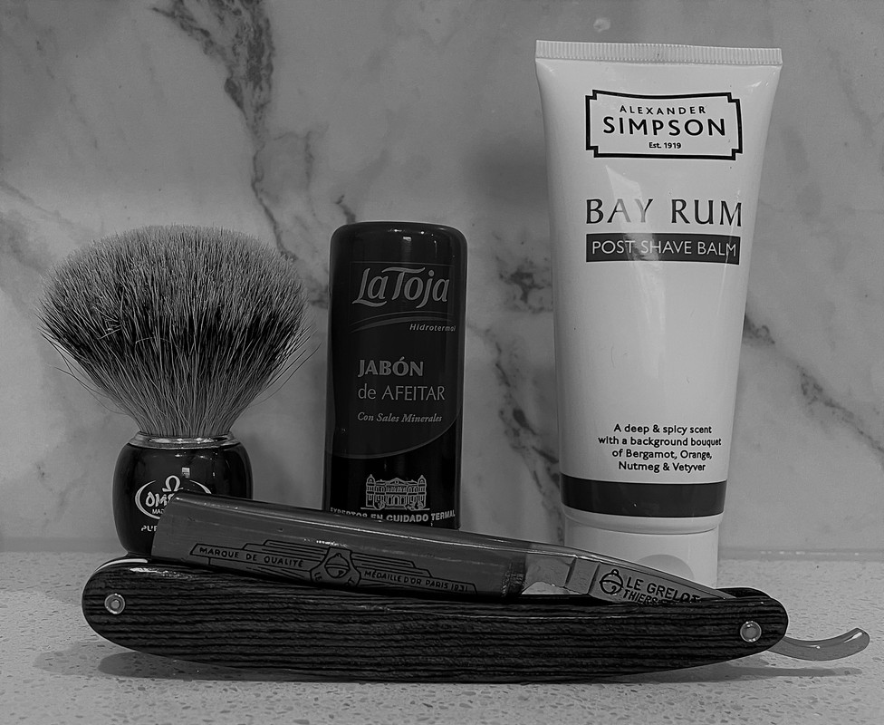 Fine Accoutrements Platinum Shaving Soap