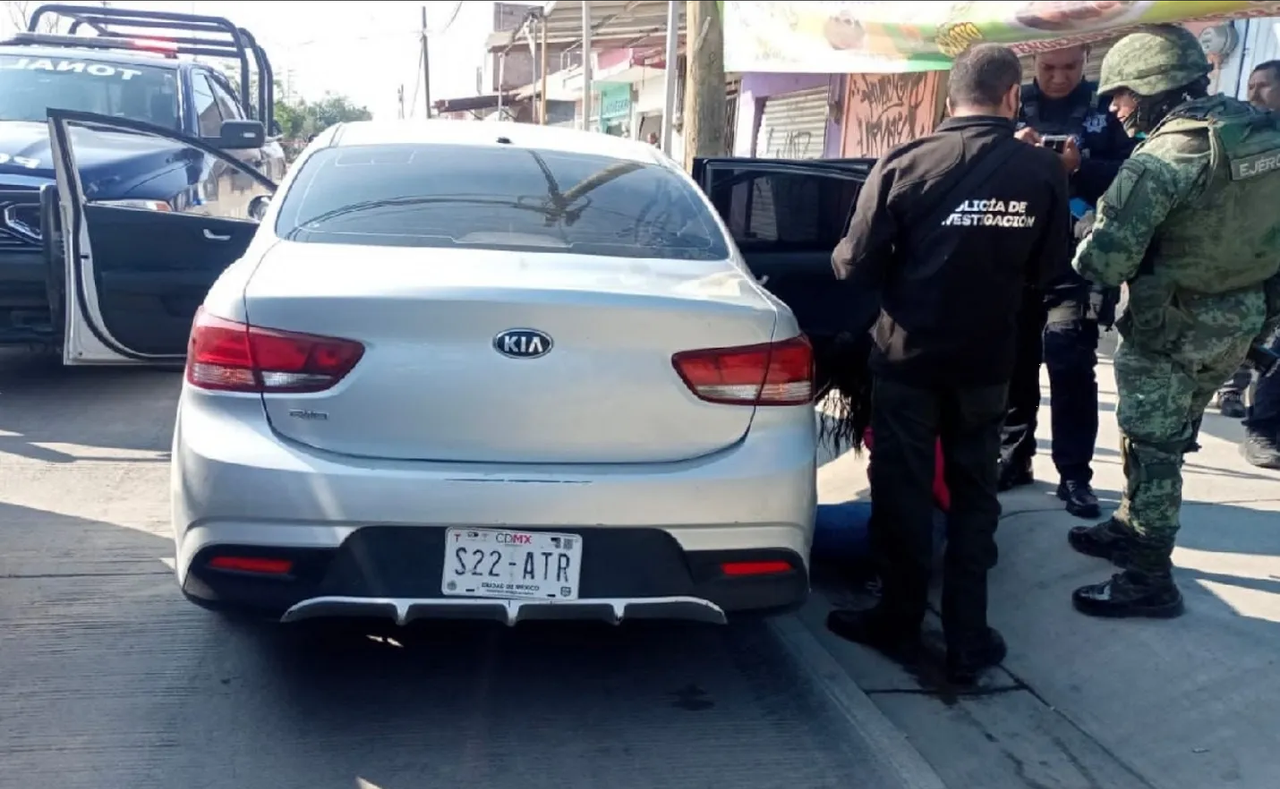Mujer es detenida tras persecución en Tonalá, llevaba restos humanos ocultos
