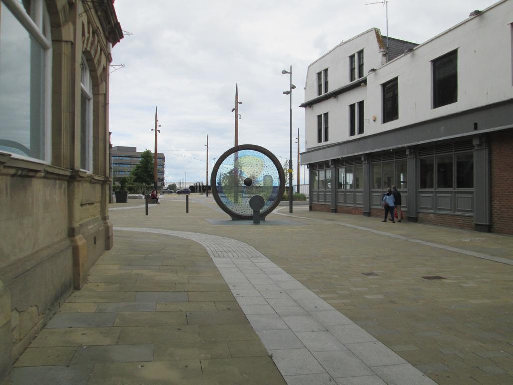 KEEL SQUARE A New Public Square in the City Centre and developments