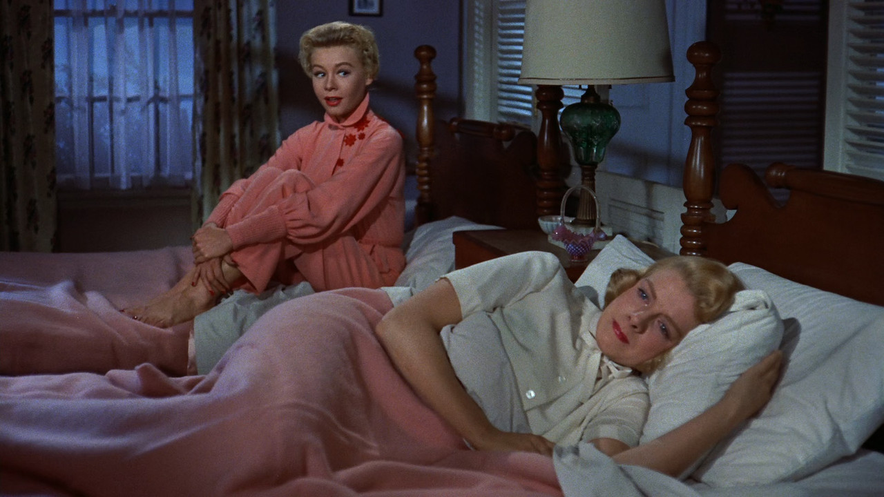 White Christmas 1954 (1080p x265 10bit Tigole).mkv_snapshot_01.2