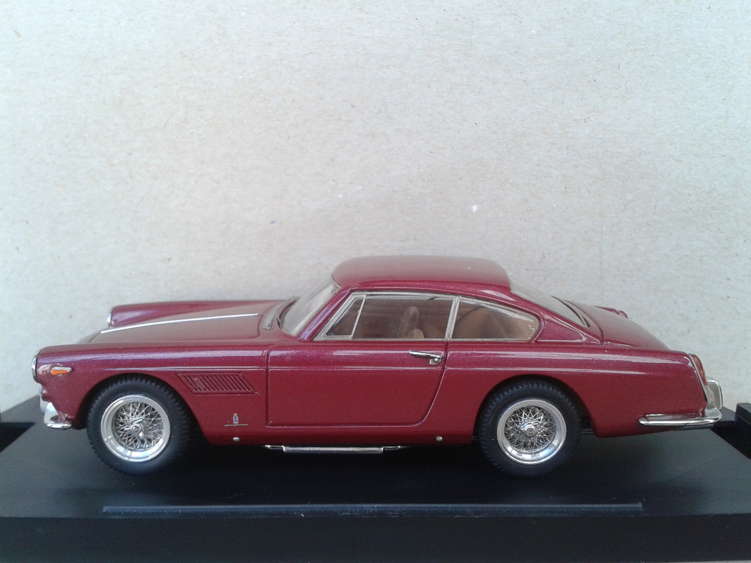 1963 Ferrari 330 America Coupé (Bang) (10)