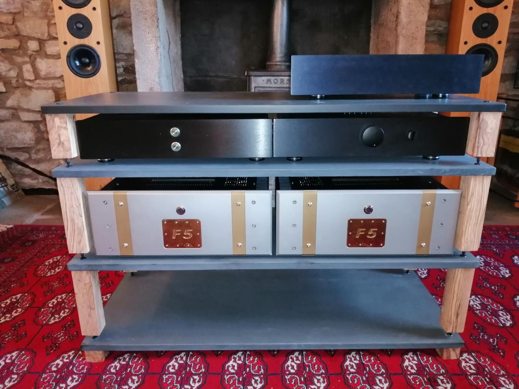 9E01B01C-2EA5-4BB7-B9A3-44C1FE6EC88D