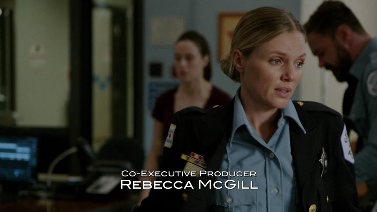 Chicago.PD.S10E01.Lascialo.sanguinare.720p.WEBMux.ITA.ENG.x264-BlackBit[screenshot 3]