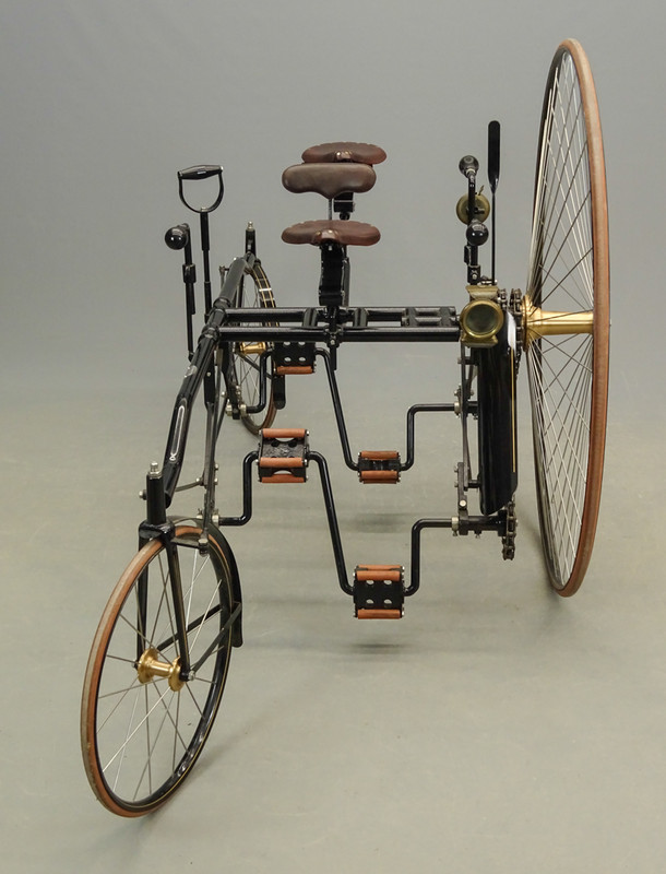 https://i.postimg.cc/mgTv6p45/Mel-Short-Designed-Replica-Rotary-Tandem-Bicycle-18.jpg