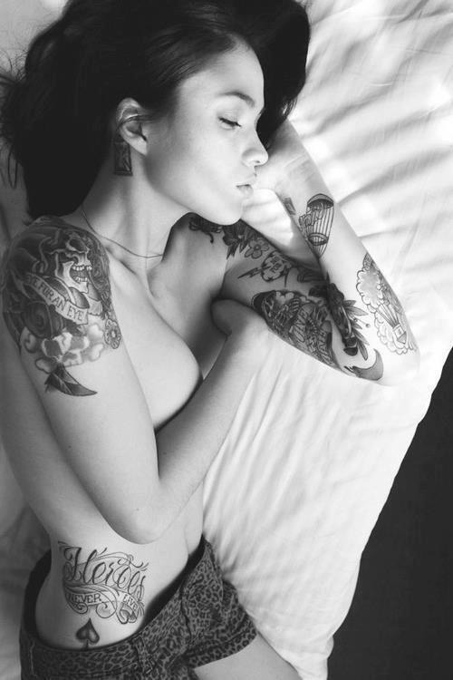 Nudes-1