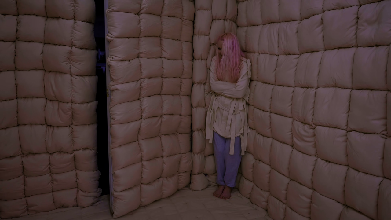 Hooked Like Helen (10)