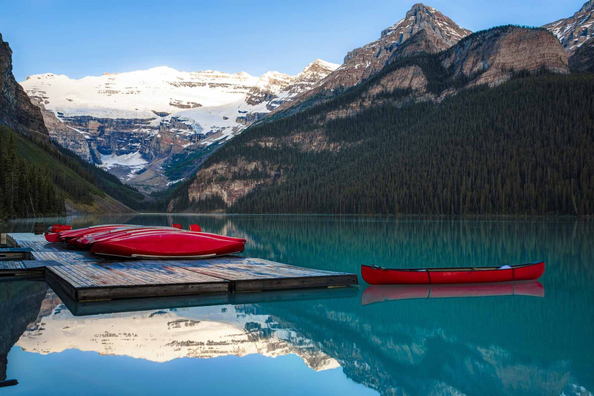 Banff National Stop, Canada – Where Mountains Reflect the Sky