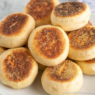 Homemade-English-Muffins-4.jpg