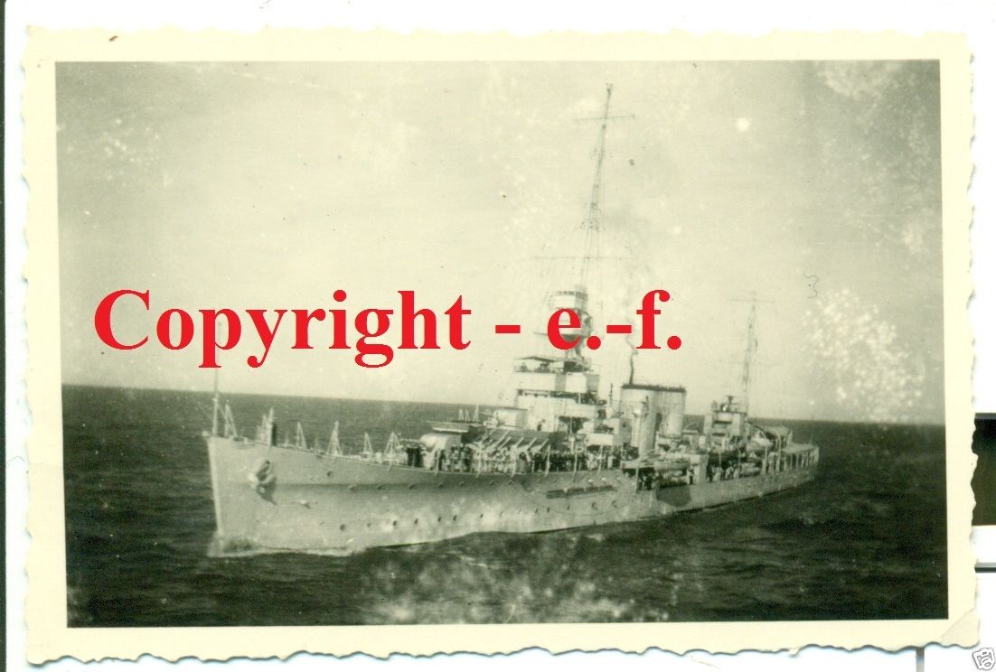 FOTO - SCHIFF - Kriegsmarine - ZERSTÖRER - KREUZ