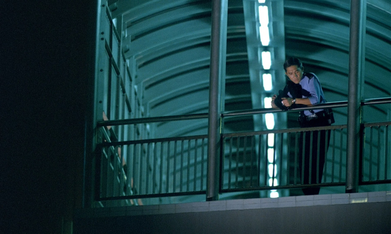 Chungking Express (1994) (1080p BluRay AV1 Opus) [NeoNyx343] - [00:18:00.037] v1