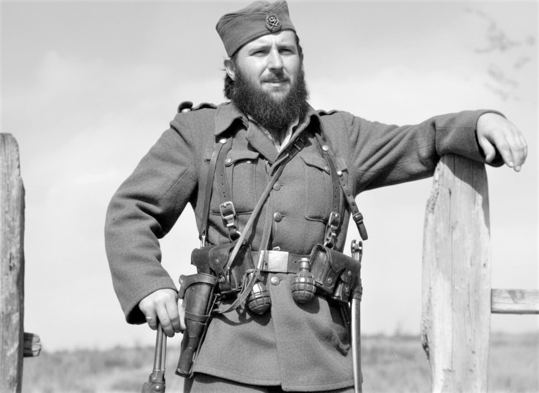 [Слика: aslav-Proti.jpg]