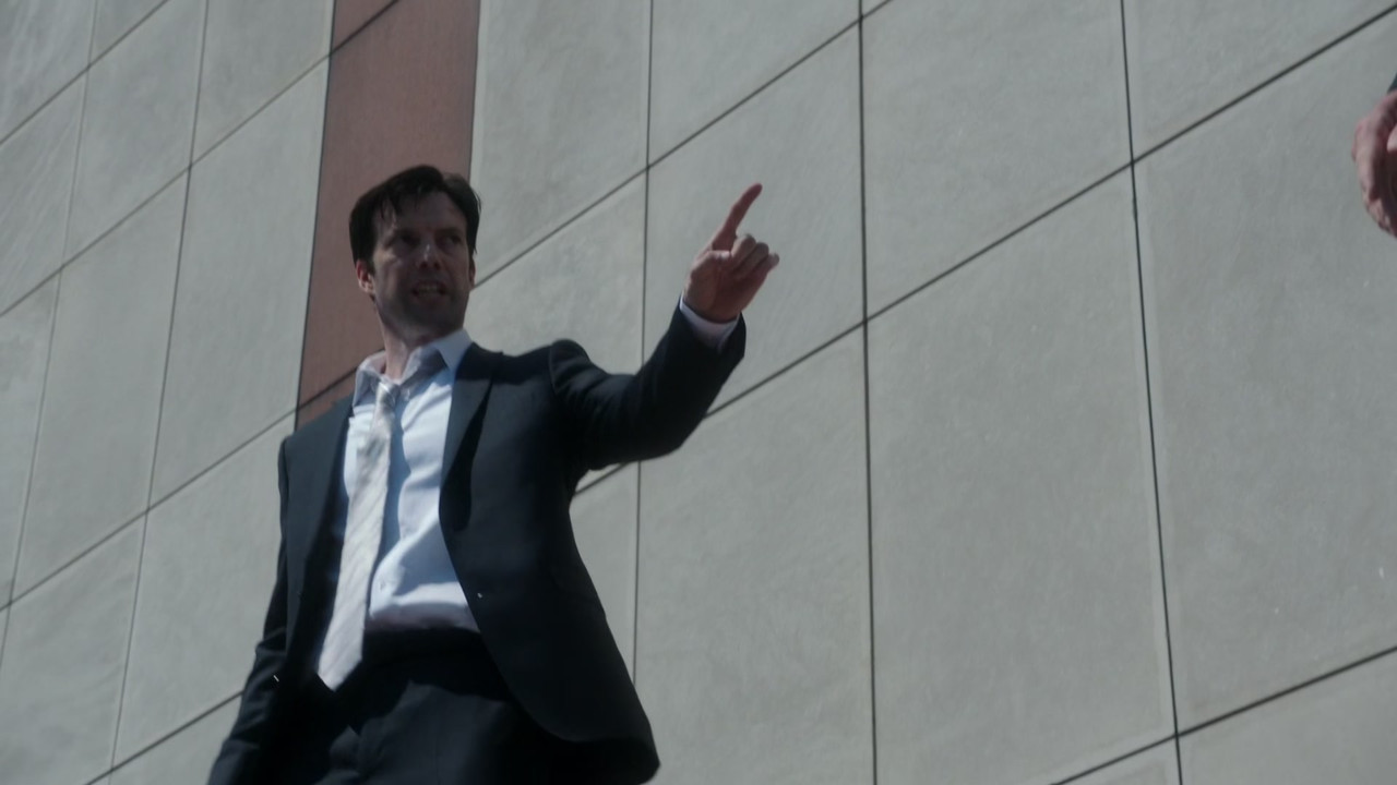 Elementary (2012) - S05E01 - Folie ? Deux (1080p AMZN WEBRip x26
