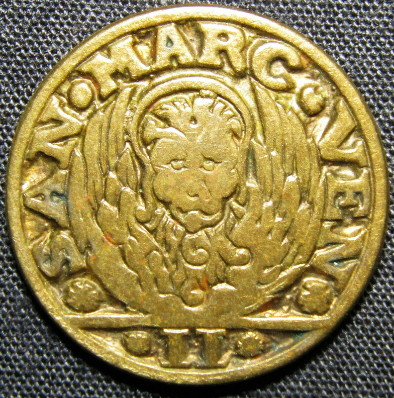 B. ΠΛΑΣΤΗ ΓΑΖΕΤΑ