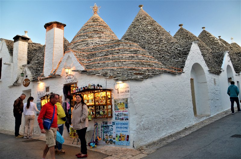 ALBEROBELLO-26 Y 27-9-2018 - Italia y sus pueblos-2018/2019/2023 (20)