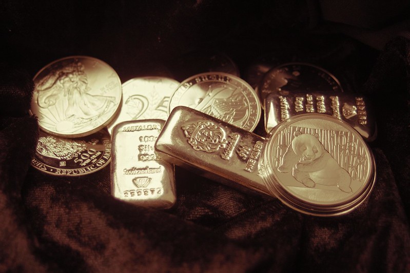 silvercoinsandbullion.jpg
