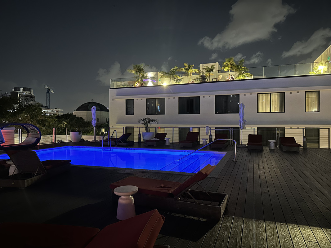 2520F0CB-6796-404E-AD29-5F4B09AB6F05