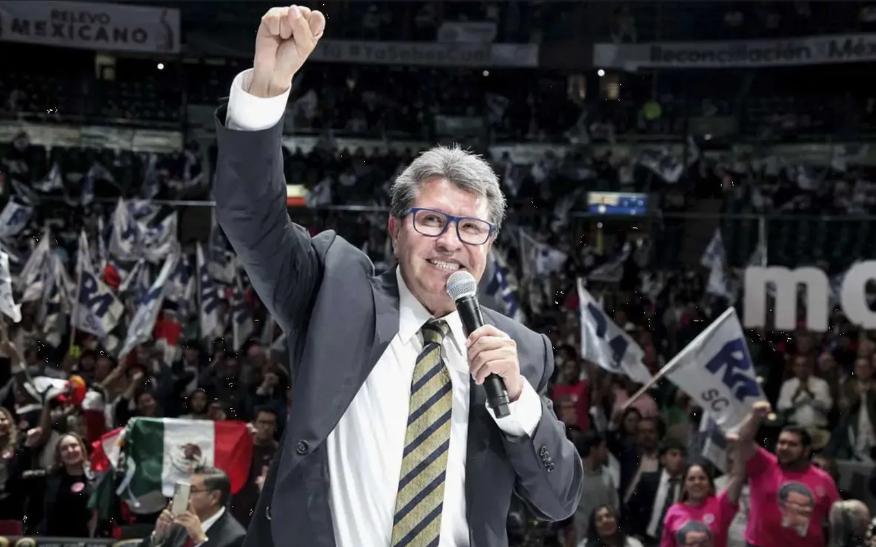 Monreal afirma que podría considerar ir con Va por México