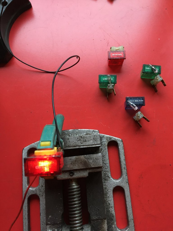 6117279F-7B3D-42E2-B6D9-D694D39E8F3C