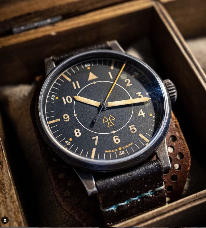 7E73ADFE-714E-4BA6-89E2-8417E1399F33