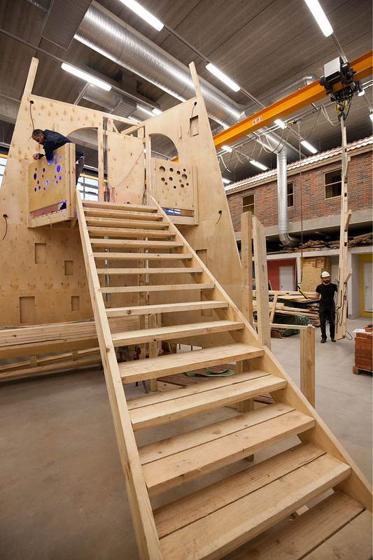 47E649B5-8D6D-4D84-964E-1E23A5FF1A31