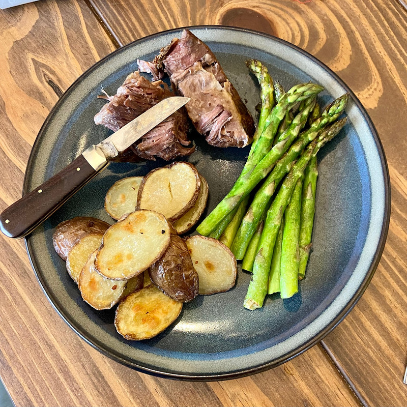 12428B5B-030E-40DA-8600-67322CDA4103