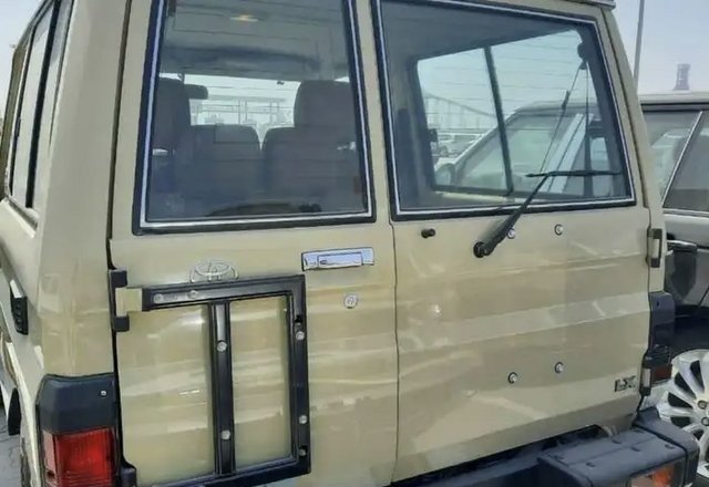 BC98C2F7-D447-49DB-A7FA-7BAFDEFD2BBB