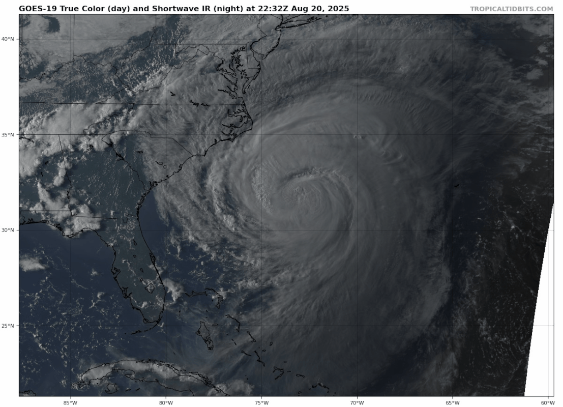 goes19_truecolor_05L_202508202232