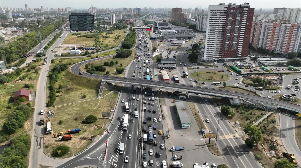 C0FA7F1A-1D68-42F2-8C1C-A75440B79F1F