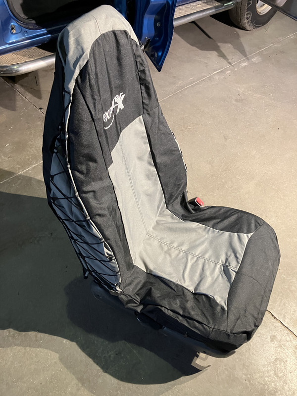 4E676CC7-53FF-4F70-BE89-B22D0B2F19D6