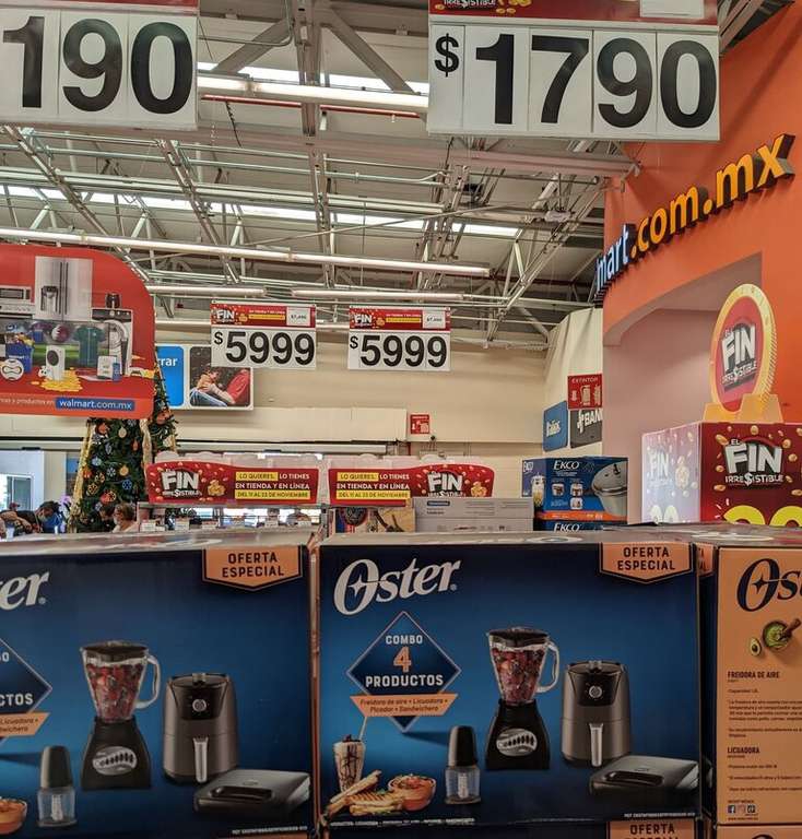 Walmart: Paquete Oster de 4: Licuadora, Freidora, Picador y Sandwichera 
