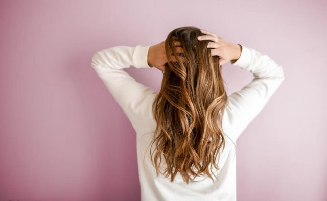 Piojos, un desagradable problema que puede combatir con remedios caseros Cabello-piojos