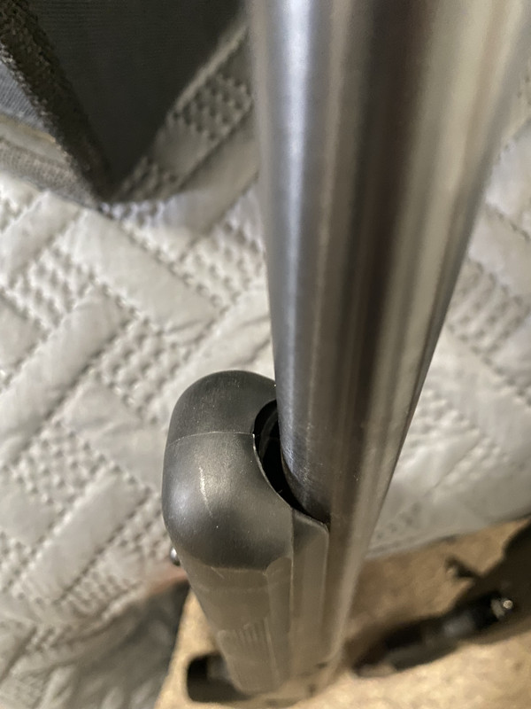 D61CE9E2-9558-4582-BDF9-BEB542738C5E