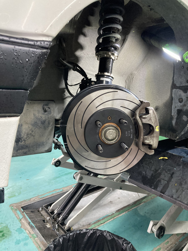 73127357-E2F8-4AD4-864C-AE1928BFB88C