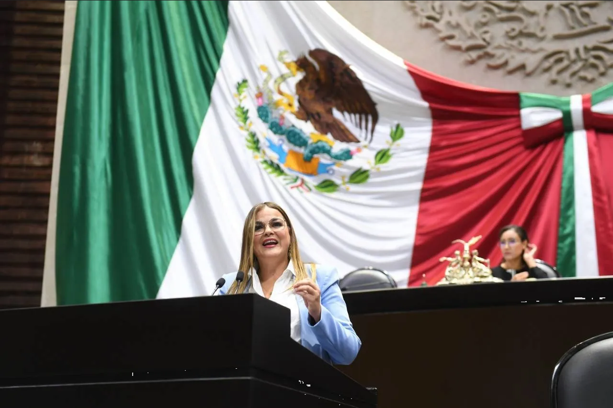 Cecilia Patrón aboga por el presupuesto destinado a los residentes de Mérida