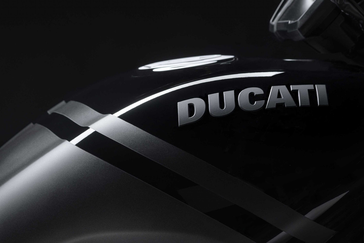 Лимитированный мотоцикл Ducati XDiavel Nero 2022