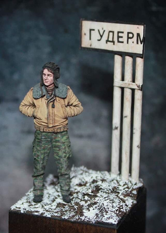 E7086278-7685-41D8-80F2-205544F2180D