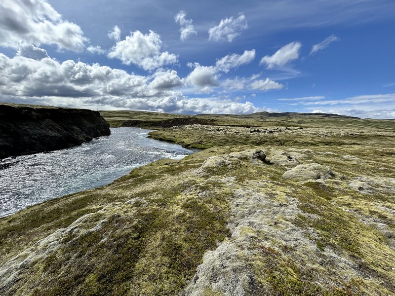 30/06/2025 VUELTA A LAS TIERRAS ALTAS,TREKKING A HULDUFOSS,CAÑON FJADRÁRGLJUFR.. - 2º VIAJE A LA TIERRA DEL HIELO Y FUEGO DE 21 DIAS (en construcción) (23)