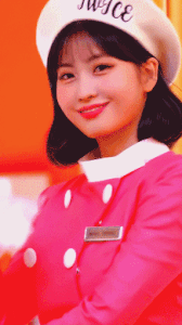 momo-2.gif