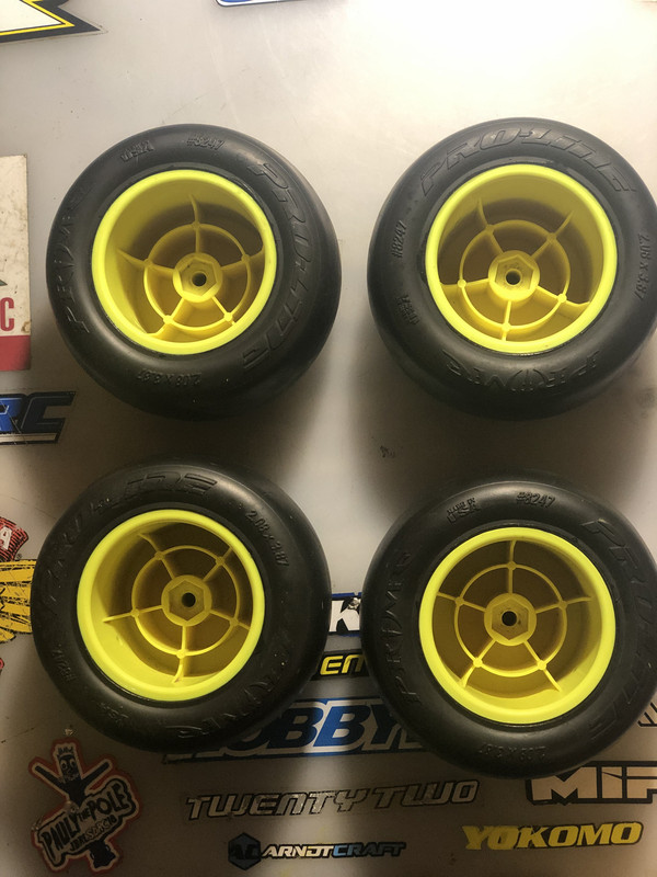 7F220222-14BA-440A-B924-818E6F4CCB4F