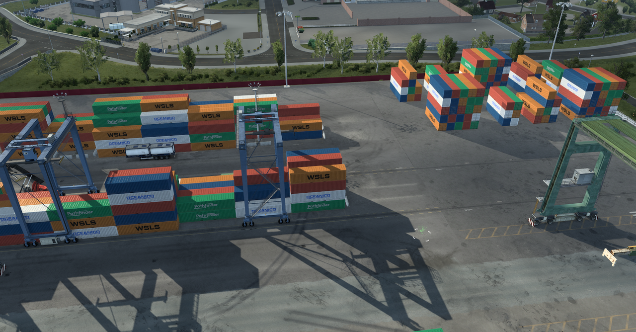 Slot 1 Container Port