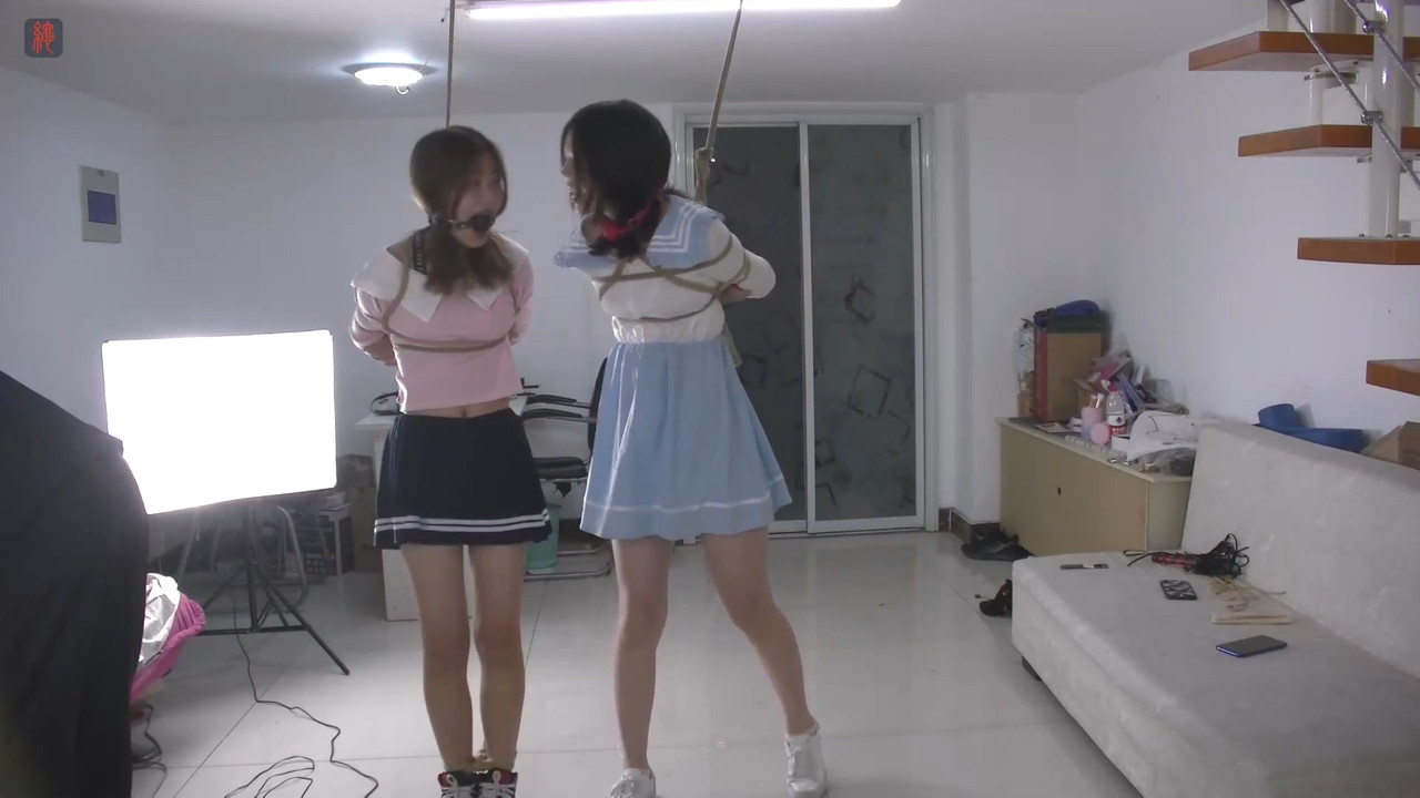 绳之韵 兮兮,奈生双人捆绑游戏.mp4_20191119_191940.240