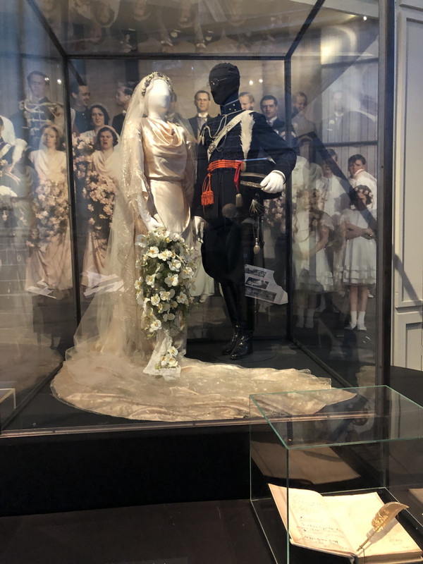 0774C7D0-CCA1-4109-ACB2-3920674D2927