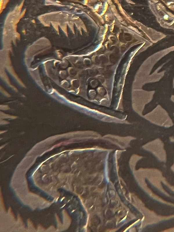 photo 5253603936797658831 y