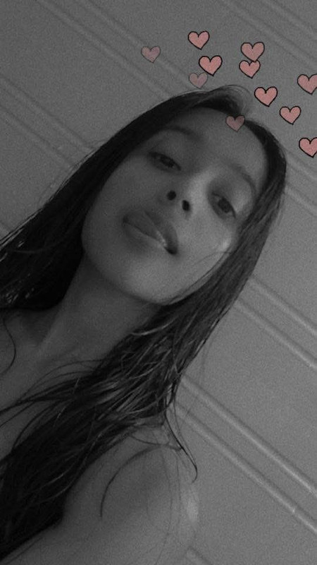 photo 6109135832741957716 y