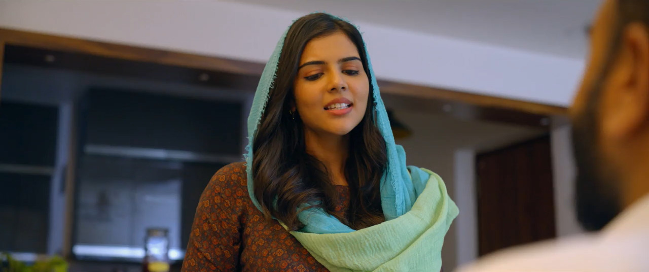 Sesham Mike-il Fathima 2023 WebRip [Hindi + Tamil + Telugu + Malayalam + Kannada] 480p 720p ESub Screenshot