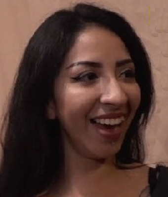 unknown female 557186-m and kandice caine in answer #2325845