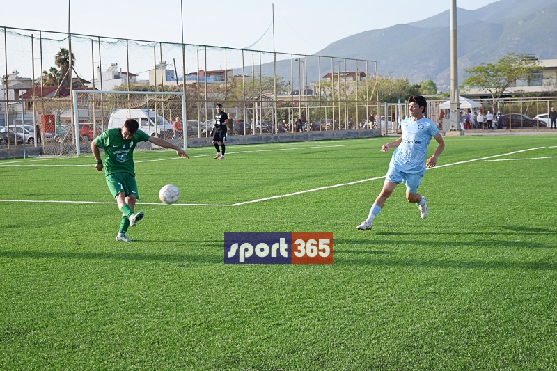 , &Tau;&omicron; &phi;&omega;&tau;&omicron;&rho;&epsilon;&pi;&omicron;&rho;&tau;ά&zeta; &tau;&omicron;&upsilon; &tau;&epsilon;&lambda;&iota;&kappa;&omicron;ύ &Epsilon;&rho;ά&nu;&eta;-&Pi;&alpha;&nu;&theta;&omicron;&upsilon;&rho;&iota;&alpha;&kappa;ό&sigmaf; (&phi;&omega;&tau;&omicron;)