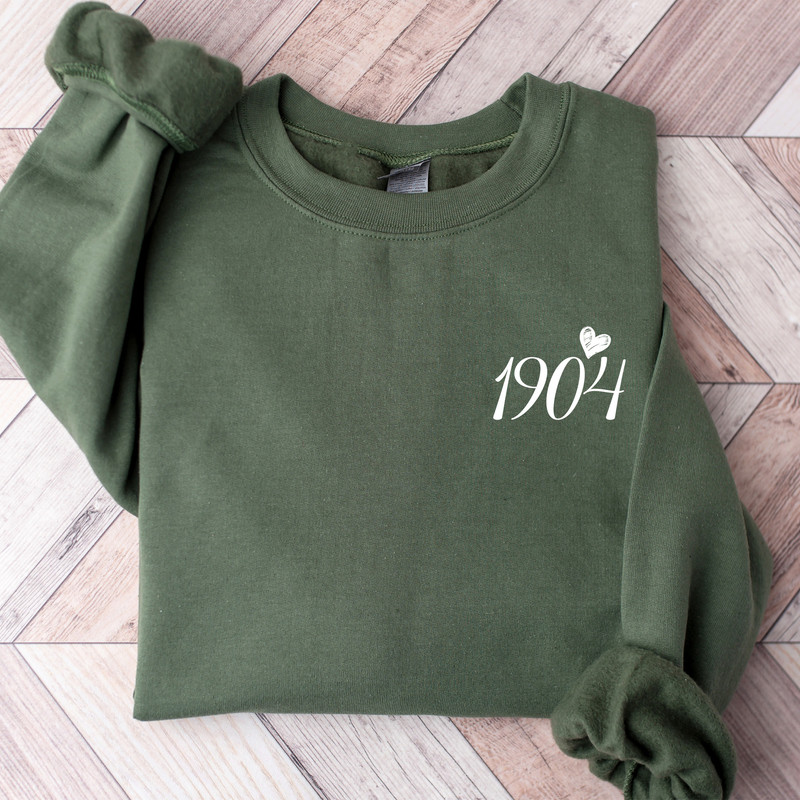 44915g F sweatshirt military green smrt obj left chest