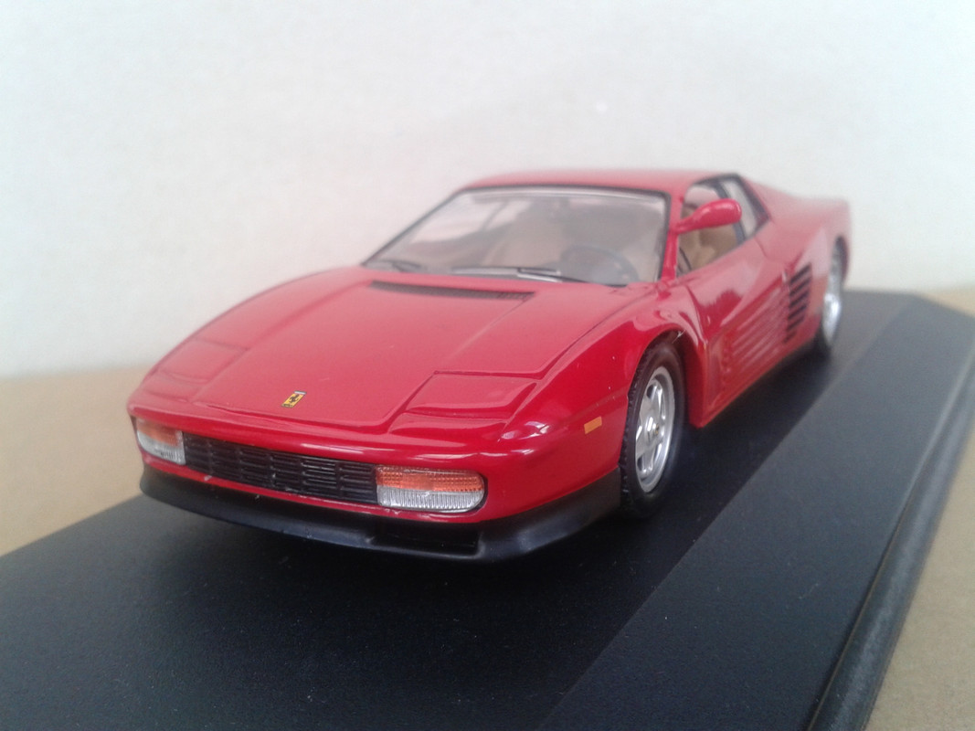 1984 Ferrari Testarossa (Ixo - nº2 Ferrari Collection Salvat) (4)